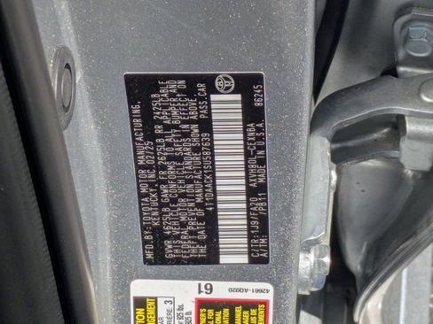 Used 2025 Toyota Camry LE image 37