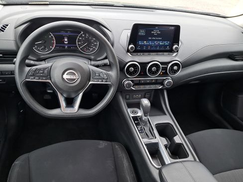 Used 2024 Nissan Sentra SV image 12