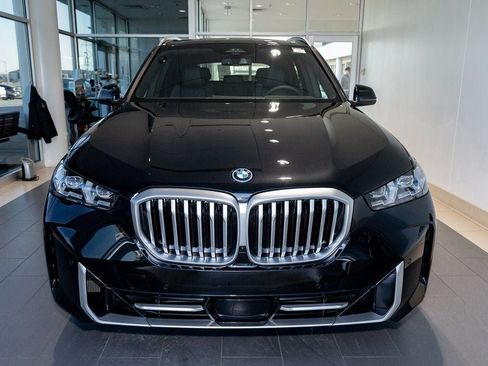 New 2026 BMW X5 xDrive50e AWD/4WD image 2