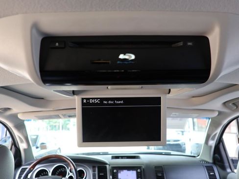 Used 2016 Toyota Sequoia Platinum RWD image 48