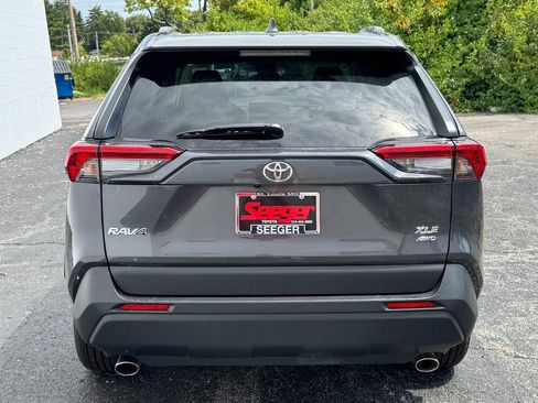 Used 2025 Toyota RAV4 XLE image 8