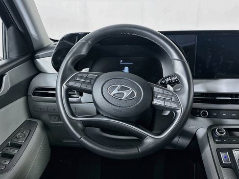 Used 2025 Hyundai Palisade SEL FWD image 18