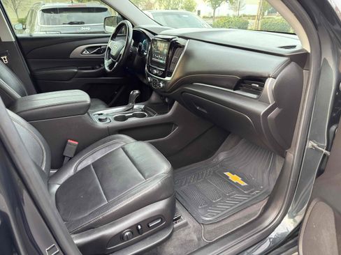 Used 2019 Chevrolet Traverse LT w/ LPO, Floor Liner Package image 65