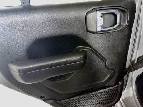 Used 2021 Jeep Wrangler Unlimited Sport AWD/4WD image 24