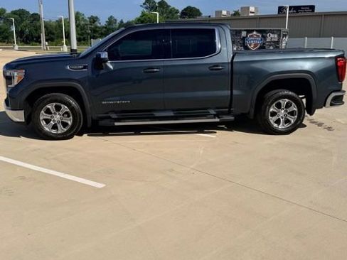 Used 2020 GMC Sierra 1500 SLE w/ SLE Value Package RWD image 3