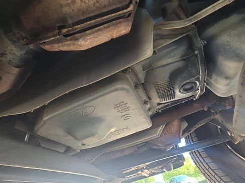Used 1998 Ford Expedition XLT AWD/4WD image 45