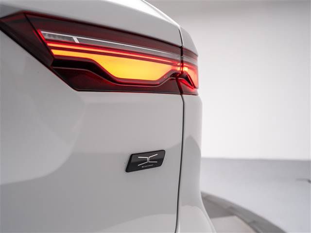 New 2026 Jaguar F-PACE R-Dynamic S AWD/4WD image 30
