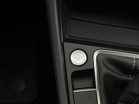 New 2026 Volkswagen Jetta SE image 17