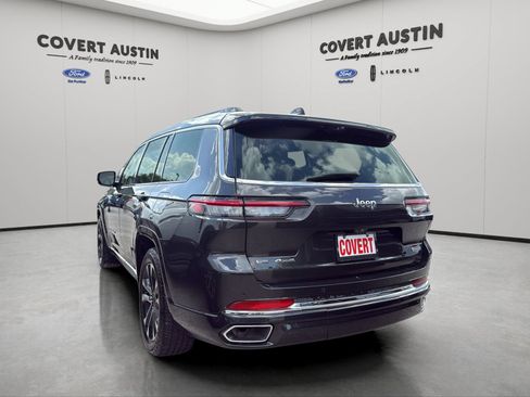 Used 2023 Jeep Grand Cherokee L Overland w/ Advanced Protech Group III AWD/4WD image 3