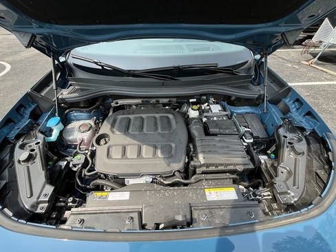 Certified 2026 Volkswagen Tiguan SE R-Line AWD/4WD image 30
