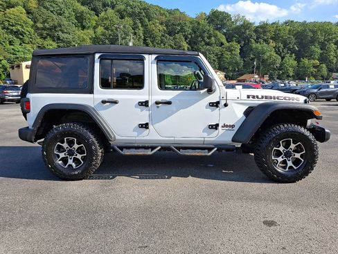 Used 2022 Jeep Wrangler Unlimited Rubicon w/ Cold Weather Group image 8