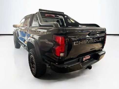 Used 2023 Chevrolet Colorado ZR2 w/ Desert Boss Special Edition AWD/4WD image 8
