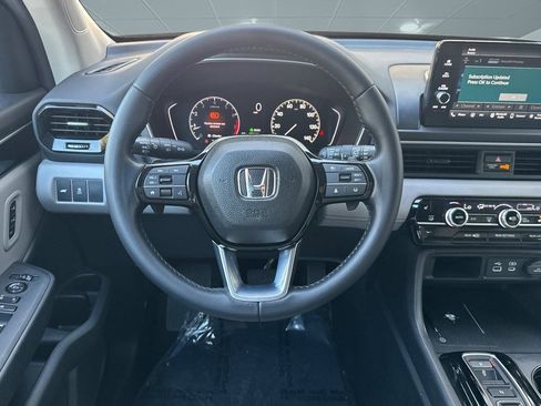 Certified 2023 Honda Pilot EX-L image 26