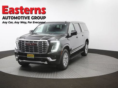 Used 2025 GMC Yukon XL Denali AWD/4WD image 59