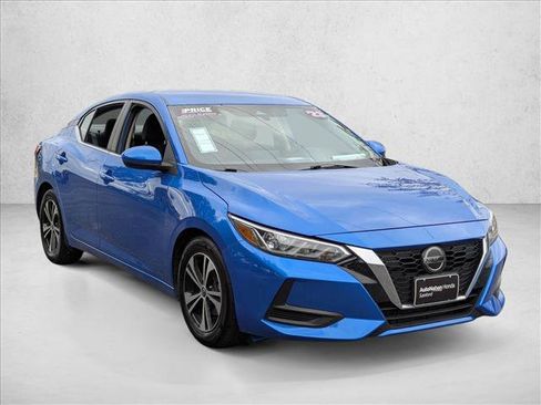 Used 2023 Nissan Sentra SV image 3