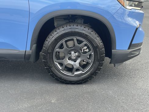 Certified 2024 Honda Pilot TrailSport image 33