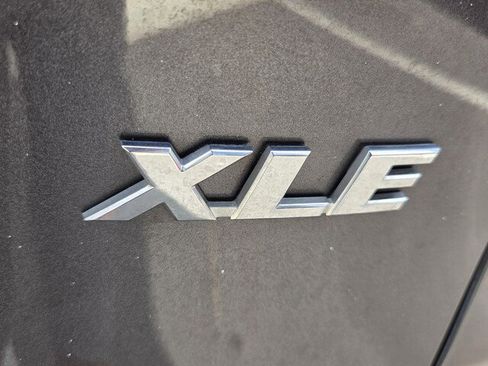 Used 2024 Toyota RAV4 XLE Premium image 28