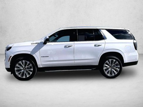Used 2025 Chevrolet Tahoe High Country RWD image 6