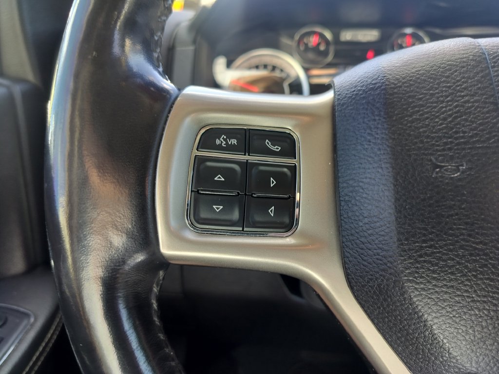 Used 2018 RAM 1500 Laramie AWD/4WD image 14