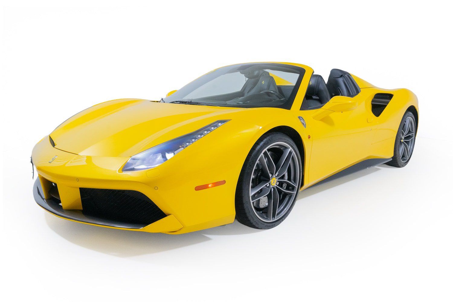 Used 2017 Ferrari 488 Spider RWD image 14