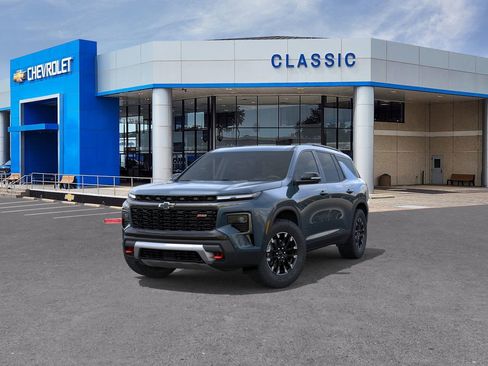 New 2026 Chevrolet Traverse Z71 image 8