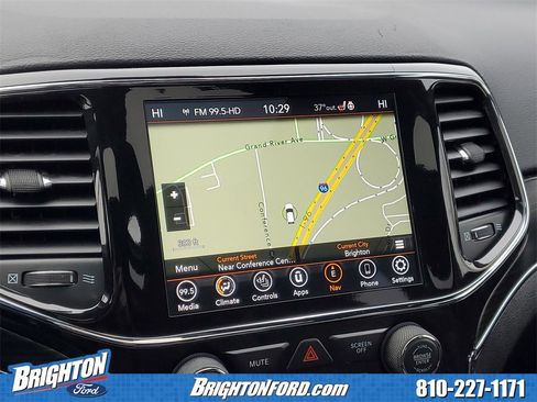 Used 2021 Jeep Grand Cherokee Limited image 25