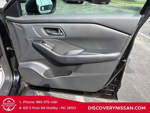 Certified 2025 Nissan Rogue S AWD/4WD image 36