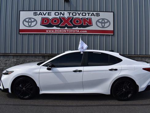 Certified 2026 Toyota Camry Hybrid w/ Multimedia Upgrade Package AWD/4WD image 4