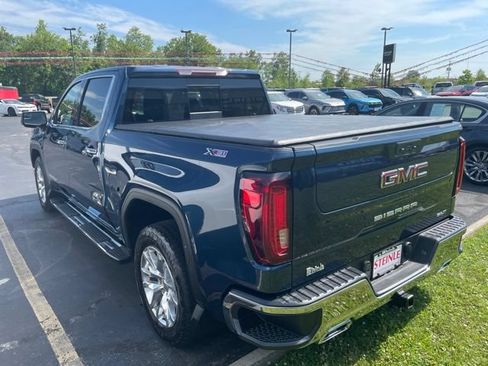 Used 2021 GMC Sierra 1500 SLT w/ SLT Premium Package AWD/4WD image 5