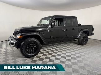 Used 2024 Jeep Gladiator Sport AWD/4WD video 1