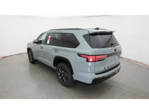 New 2026 Toyota Sequoia Platinum image 5