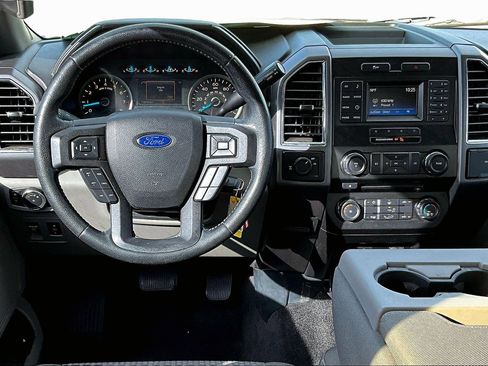 Used 2015 Ford F150 XLT w/ Equipment Group 301A Mid image 5