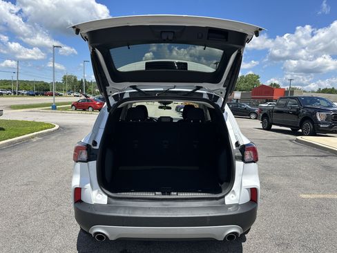 Used 2022 Ford Escape SE w/ Convenience Package AWD/4WD image 8