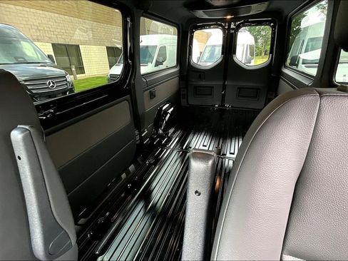 New 2025 Mercedes-Benz Sprinter 144 Cargo image 9