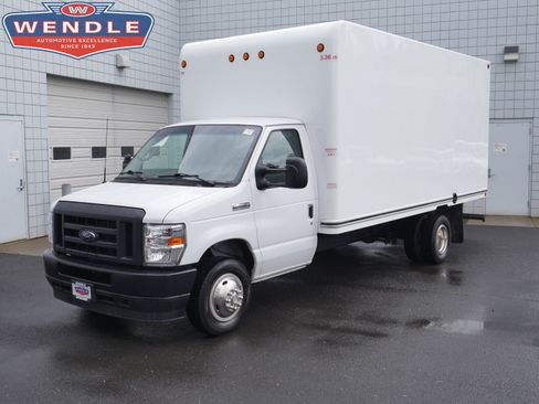 Certified 2025 Ford E-450 and Econoline 450 Super Duty w/ Power Equipment Group RWD image 1