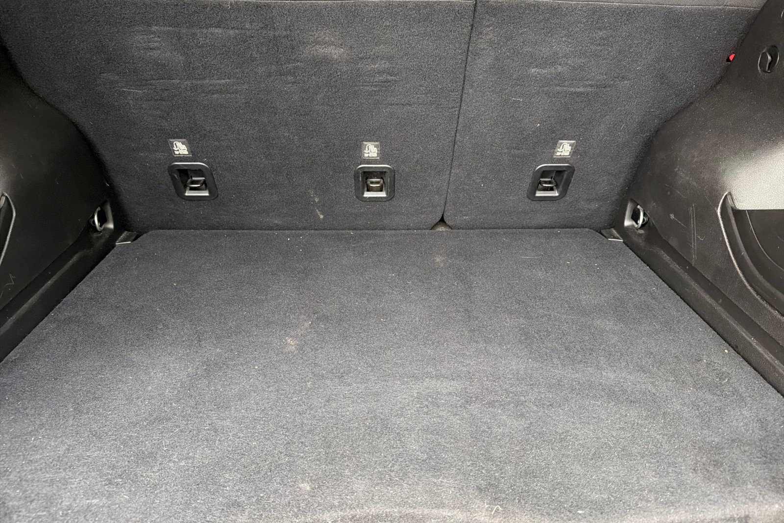 Used 2021 Jeep Renegade Latitude FWD image 19