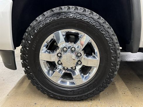 Used 2017 GMC Sierra 3500 Denali w/ Duramax Plus Package image 6