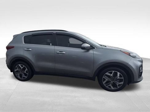 Used 2021 Kia Sportage EX w/ EX Technology Package FWD image 9