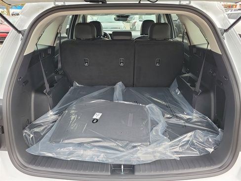 New 2026 Kia Sorento S image 14