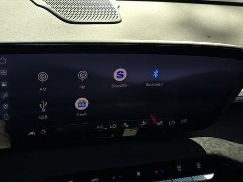 New 2026 Buick Enclave Sport Touring image 8