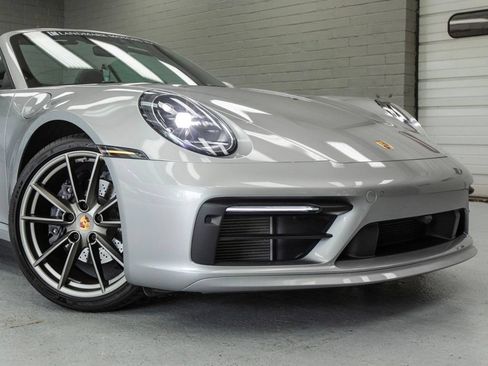 Used 2021 Porsche 911 Carrera image 8