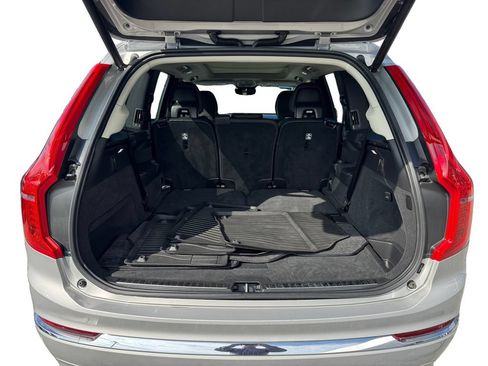 Certified 2023 Volvo XC90 T8 Plus AWD/4WD image 6