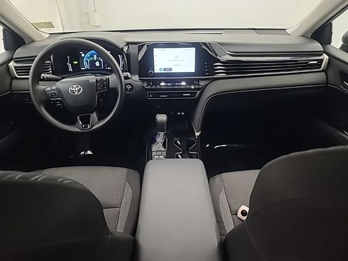 Used 2026 Toyota Camry LE FWD image 22