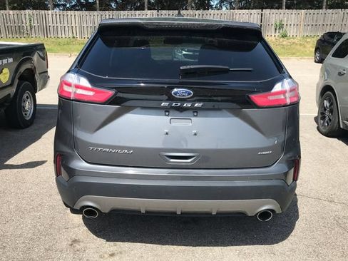 Used 2024 Ford Edge Titanium AWD/4WD image 10