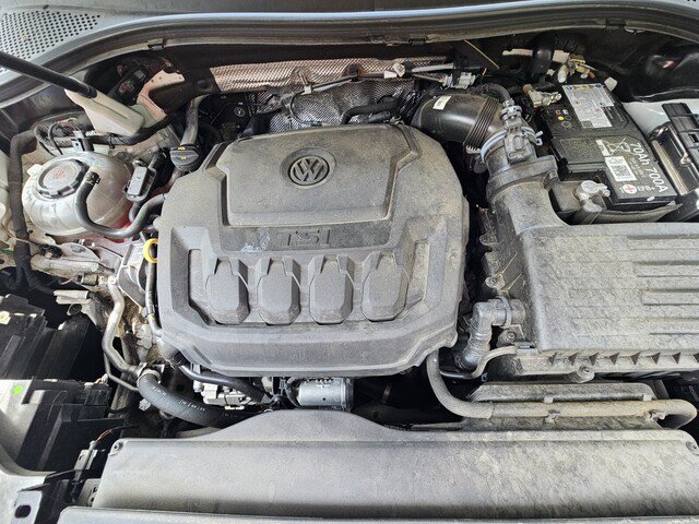 Certified 2024 Volkswagen Tiguan SE AWD/4WD image 23