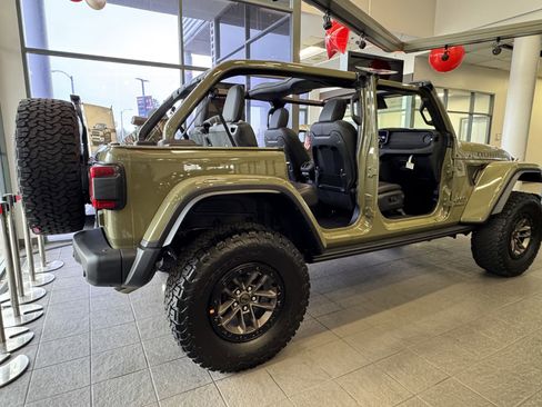 New 2025 Jeep Wrangler Unlimited Rubicon 392 image 5