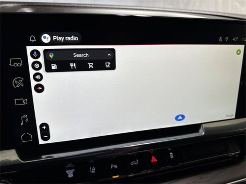 Used 2024 GMC Sierra 2500 SLT w/ SLT Premium Package image 17