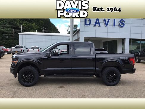 New 2026 Ford F150 XLT w/ Equipment Group 302A MID AWD/4WD image 4
