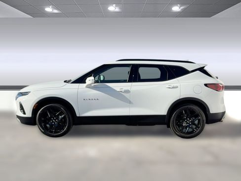 Used 2022 Chevrolet Blazer LT image 2