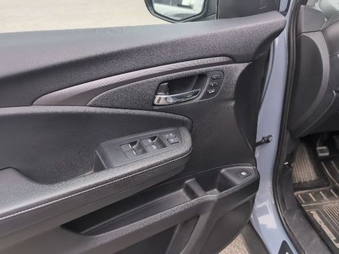 Used 2025 Honda Ridgeline RTL image 8